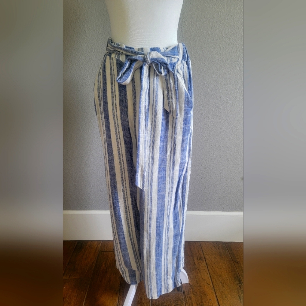 NWT Francesca's paper bag pant size L